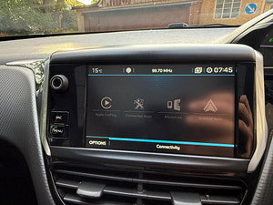 Peugeot 2008 thumbnail
