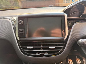 Peugeot 2008 thumbnail