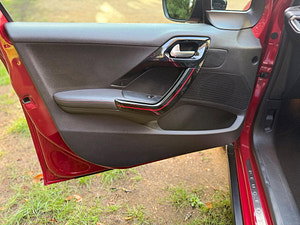 Peugeot 2008 thumbnail
