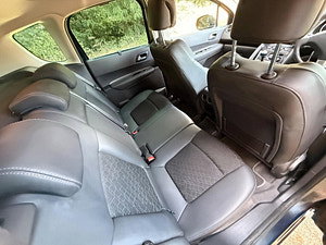 Peugeot 3008 thumbnail
