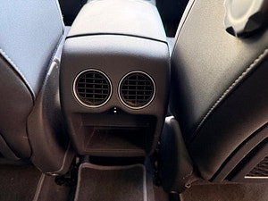 Peugeot 3008 thumbnail