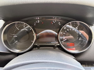 Peugeot 3008 thumbnail