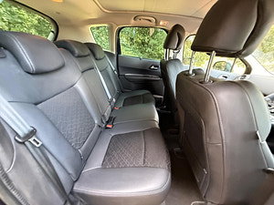 Peugeot 3008 thumbnail