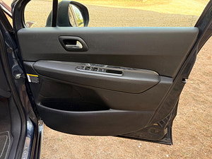 Peugeot 3008 thumbnail
