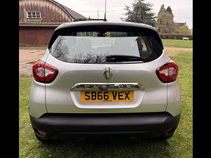 Renault Captur thumbnail