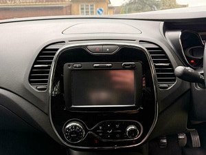 Renault Captur thumbnail