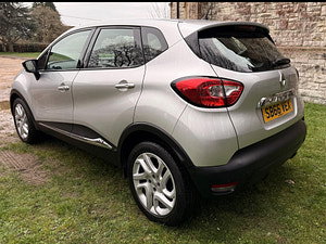 Renault Captur thumbnail