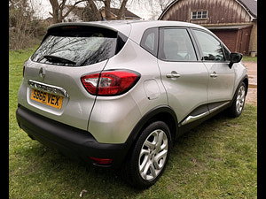 Renault Captur thumbnail