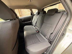 Toyota Auris thumbnail