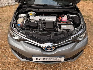 Toyota Auris thumbnail