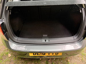 Volkswagen Golf thumbnail