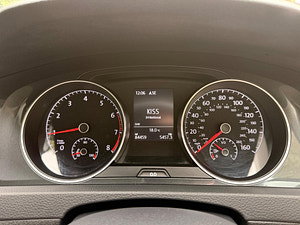 Volkswagen Golf thumbnail