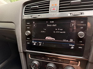 Volkswagen Golf thumbnail