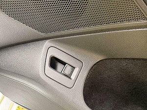 Volkswagen Passat thumbnail