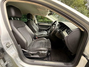 Volkswagen Passat thumbnail