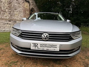 Volkswagen Passat thumbnail