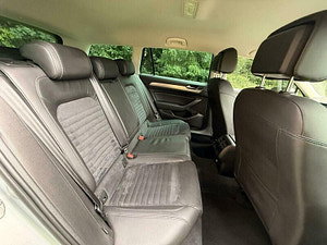Volkswagen Passat thumbnail