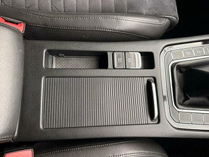 Volkswagen Passat thumbnail