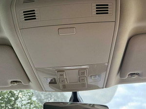 Volkswagen Passat thumbnail