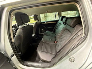 Volkswagen Passat thumbnail