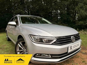 Volkswagen Passat thumbnail