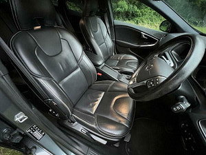 Volvo V40 thumbnail