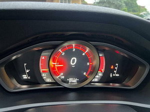 Volvo V40 thumbnail