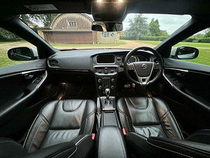 Volvo V40 thumbnail