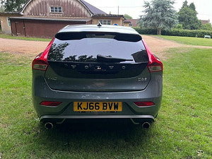 Volvo V40 thumbnail