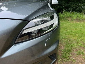 Volvo V40 thumbnail