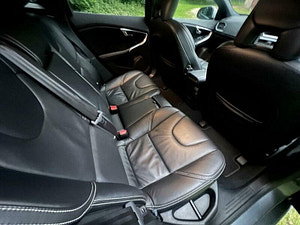 Volvo V40 thumbnail