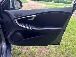 Volvo V40 thumbnail