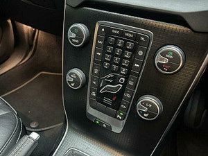 Volvo V40 thumbnail