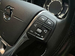 Volvo V40 thumbnail