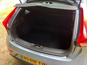 Volvo V40 thumbnail