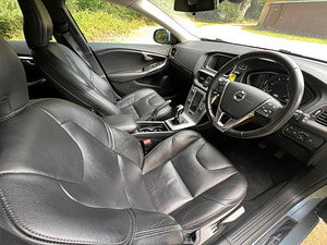Volvo V40 thumbnail