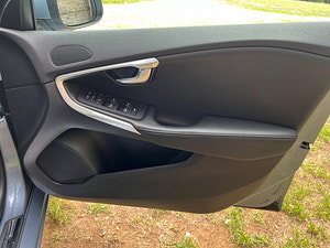 Volvo V40 thumbnail