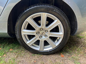 Volvo V40 thumbnail