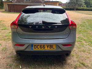 Volvo V40 thumbnail
