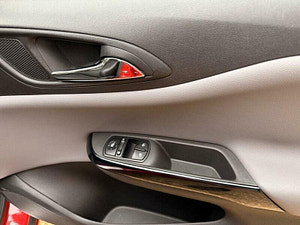 Vauxhall Corsa thumbnail
