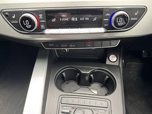 Audi S5 thumbnail