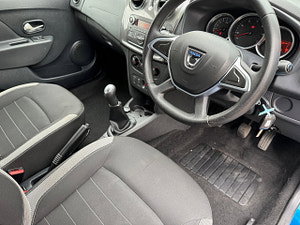 Dacia Sandero Stepway thumbnail