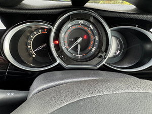 DS Automobiles DS 3 thumbnail