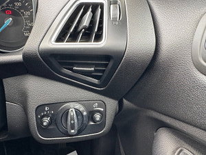 Ford C-Max thumbnail