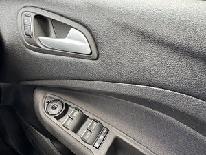 Ford C-Max thumbnail
