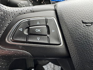 Ford Focus thumbnail