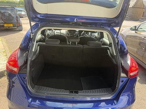 Ford Focus thumbnail