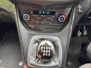 Ford Kuga thumbnail