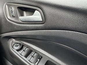 Ford Kuga thumbnail
