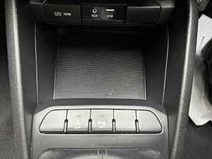 Kia Stonic thumbnail